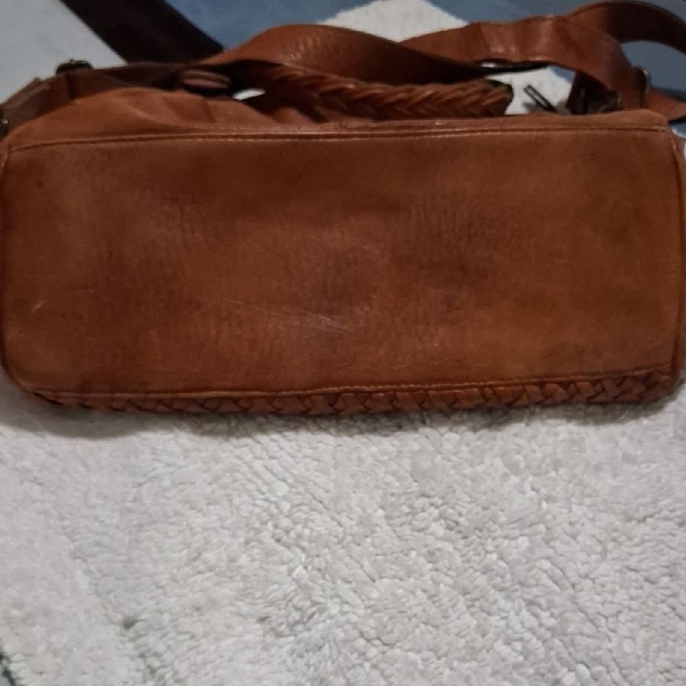 Tano Woven Leather Shoulder Bag - Picture 7 of 10